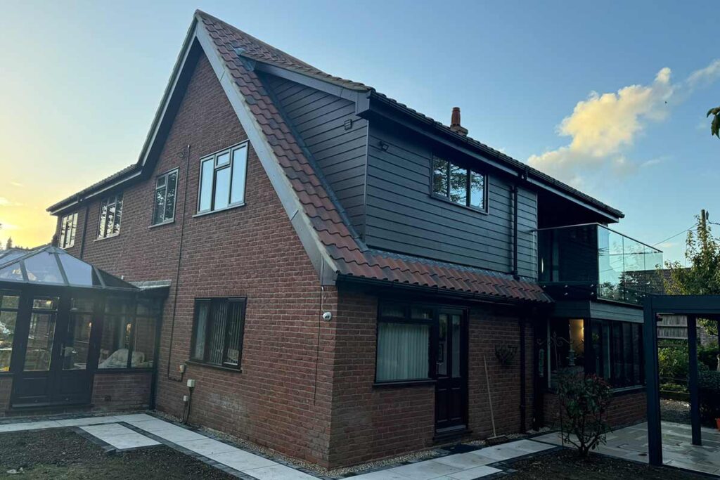 Tawny Lodge - Wacton