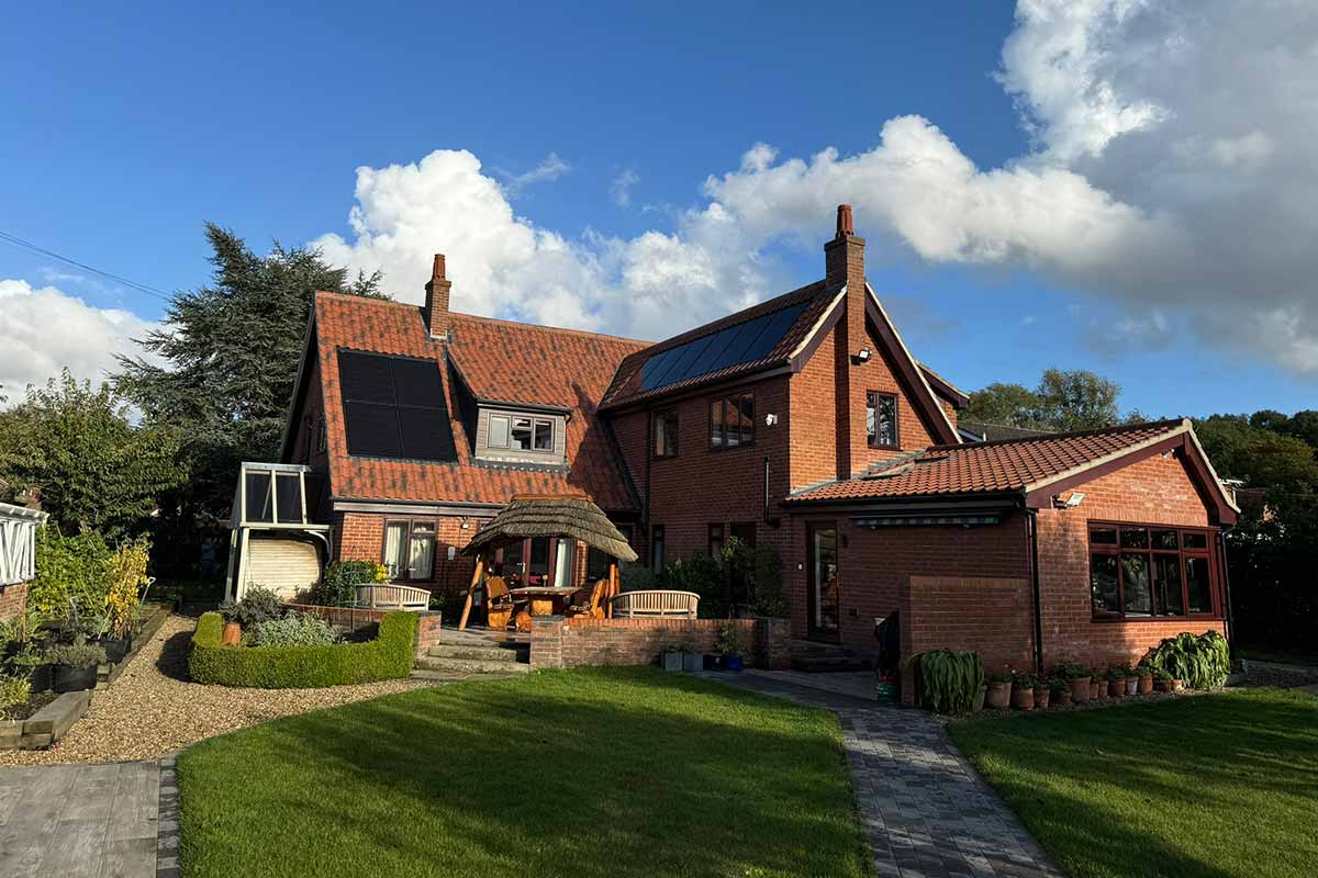 Tawny Lodge - Wacton